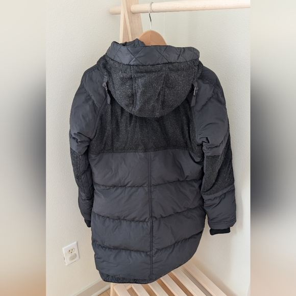 Aritzia TNA Zipper Front Hooded Down Fill Wool Trim Waterproof Puffer Jacket - Picture 10 of 12